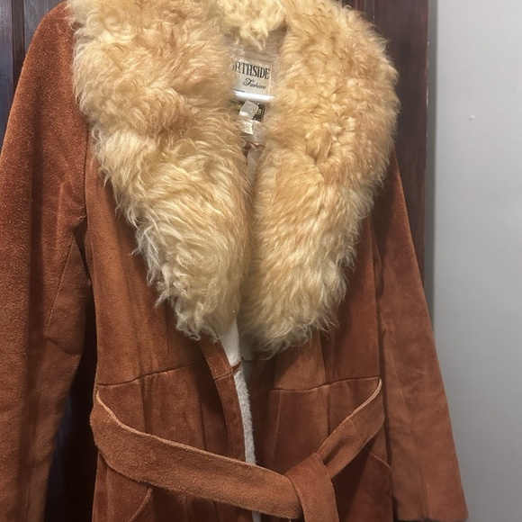 Vintage Leather Long Coat with Furry Collar by Northside Fashions Reddish-Brown - Picture 5 of 9